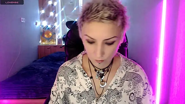 Sweet-n-Strong online show from 11-21-25, 07:18