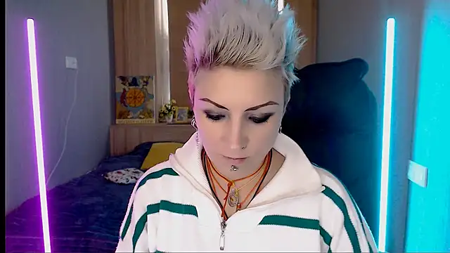 Sweet-n-Strong online show from 02-08-26, 12:36