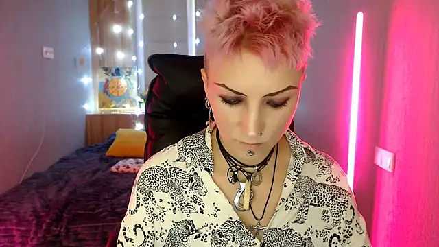 Sweet-n-Strong online show from 12-22-25, 12:38