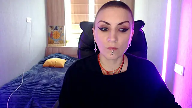 Snapshot of Sweet-n-Strong chatting on 04-26-26, 11:29 Sweet-n-Strong online show from 04-26-26, 11:29