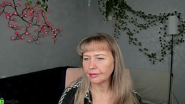 Carla Vogue online show from 12-01-25, 10:49