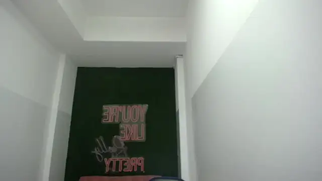 velvetvixen t online show from 12-19-25, 07:16