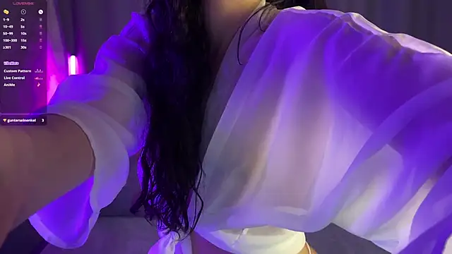 Mulan Lo online show from 02-05-26, 06:59