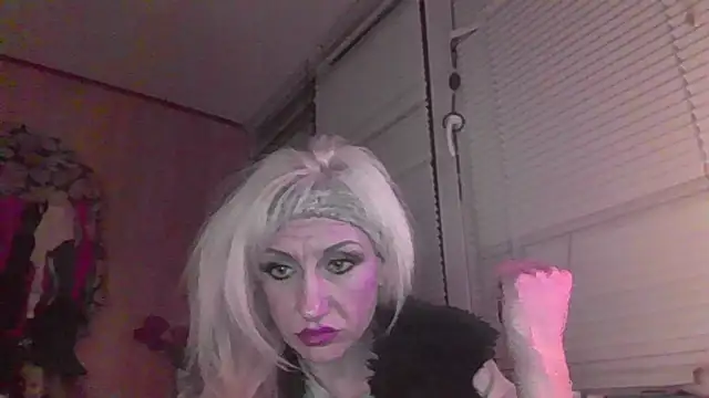 LilaniLoverx online show from 04-24-26, 10:01