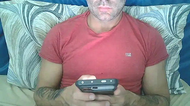 Evasionee online show from 11-19-25, 08:20