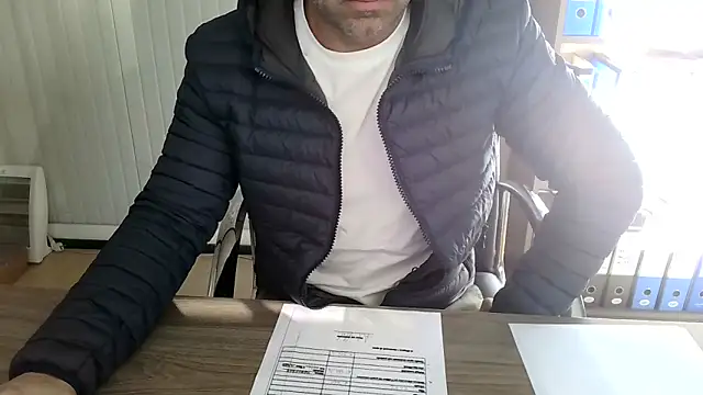 Evasionee online show from 11-19-25, 08:14