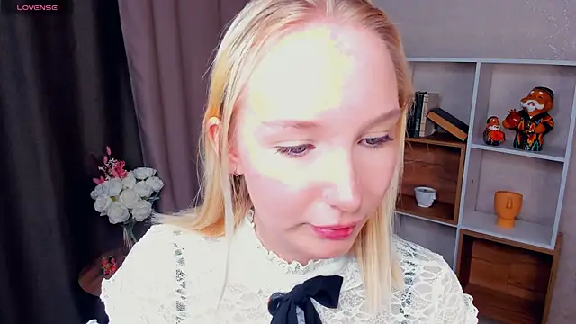 Snapshot of NorikoLiebeck chatting on 10-25-25, 07:07 NorikoLiebeck online show from 10-25-25, 07:07