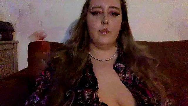 Snapshot of goddessbarbie444 chatting on 10-28-25, 12:22 goddessbarbie444 online show from 10-28-25, 12:22