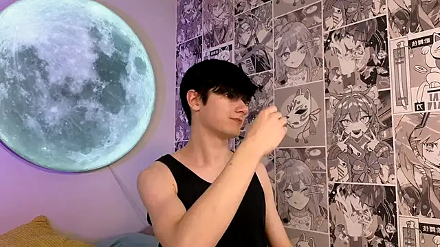 Snapshot of Allert_ chatting on 10-28-25, 10:09 Allert  online show from 10-28-25, 10:09