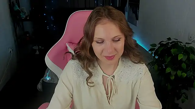 Alma Diaz online show from 10-29-25, 06:12