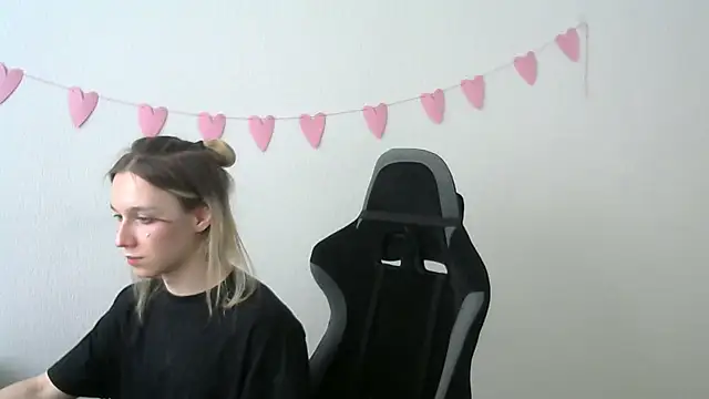 icebenz online show from 04-02-26, 12:12