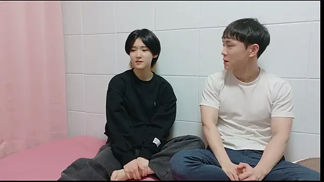 NORA NEKO 2 2 online show from 11-29-25, 10:37