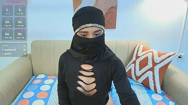 Lailaa lush online show from 11-13-25, 08:18