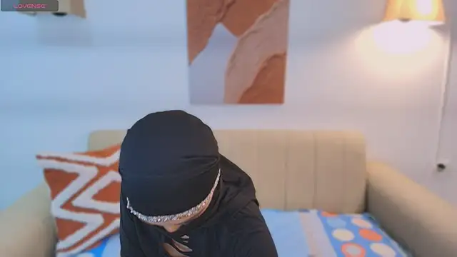 Lailaa lush online show from 11-21-25, 07:18