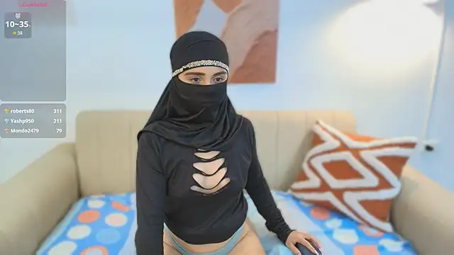 Lailaa lush online show from 11-15-25, 08:51