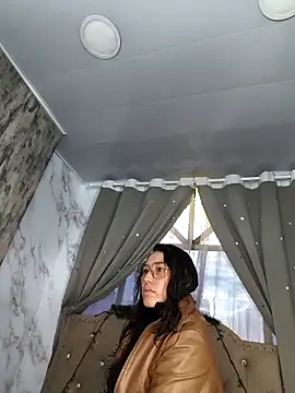 eva delight  online show from 12-22-25, 11:10