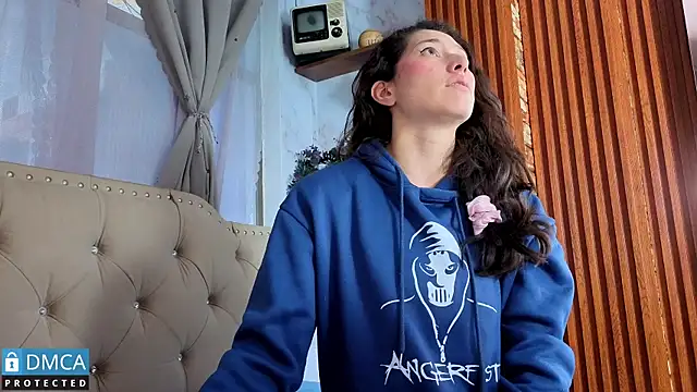 eva delight  online show from 01-14-26, 11:14