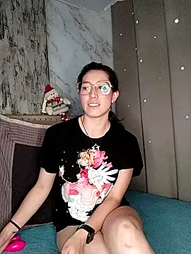 eva delight  online show from 11-14-25, 11:47