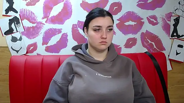 ScarletCargo online show from 11-18-25, 06:06