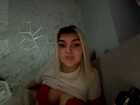 rosie-hipstergal online show from 01-12-26, 10:47