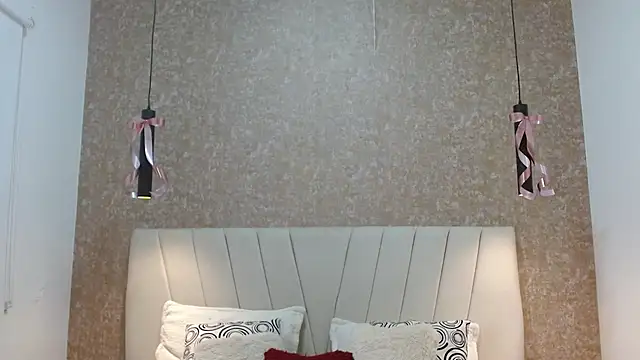 AliceSmity  online show from 12-13-25, 08:04