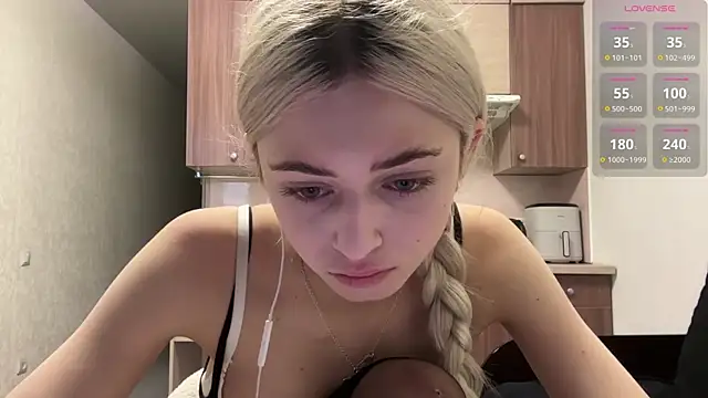 AidaGloshen online show from 07-19-26, 03:20
