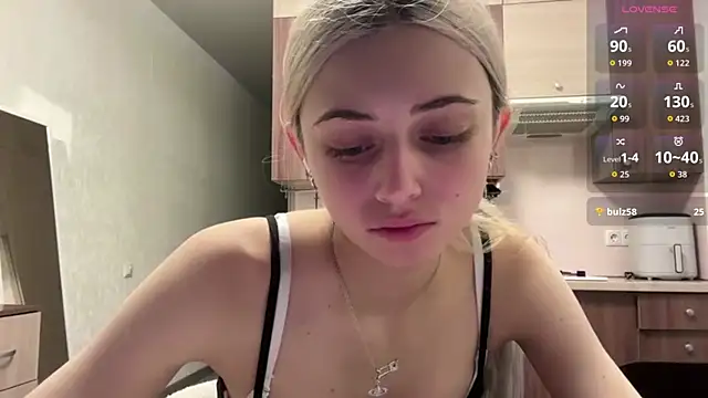 AidaGloshen online show from 07-13-26, 04:17