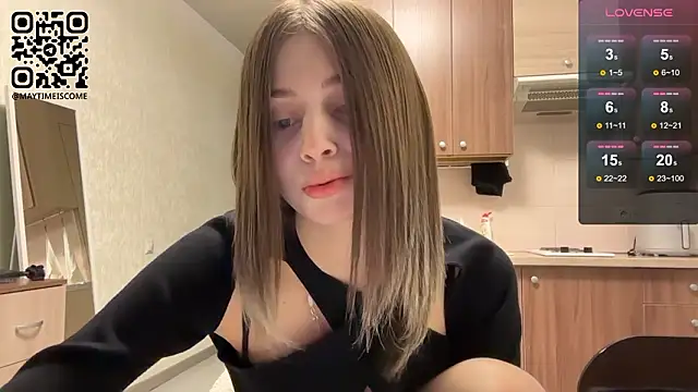 AidaGloshen online show from 02-26-26, 04:07