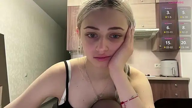AidaGloshen online show from 07-12-26, 03:13