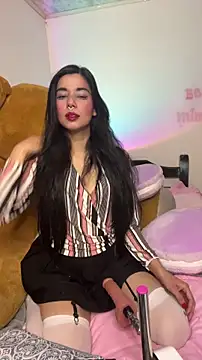 wetbyAlice online show from 11-17-25, 01:09