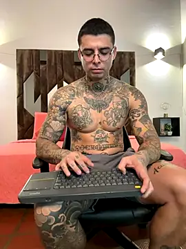 MATEO DILUCA online show from 11-13-25, 10:08