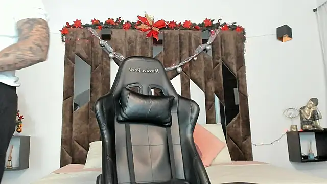 MATEO DILUCA online show from 12-17-25, 10:09