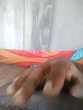 Snapshot of desicoupleNoon chatting on 10-28-25, 07:51 desicoupleNoon online show from 10-28-25, 07:51