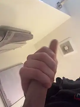 slimshadypt2 online show from 04-10-26, 06:53