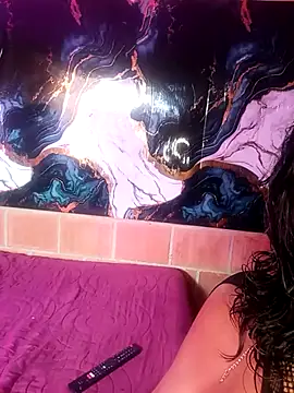 Snapshot of Sara_Kathy chatting on 10-25-25, 05:24 Sara Kathy online show from 10-25-25, 05:24