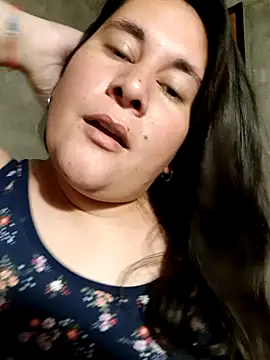 Clara Arg online show from 12-18-25, 02:16