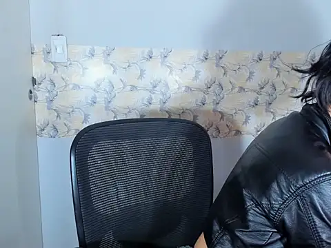 SamaradelaRoux online show from 11-20-25, 03:29