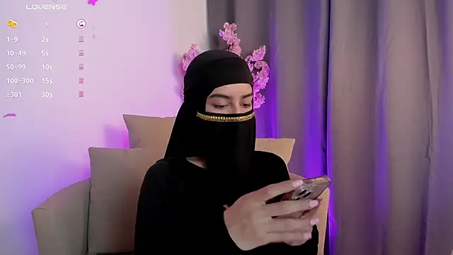 shaima   online show from 04-08-26, 08:21