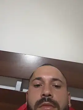Snapshot of stefansayf chatting on 10-25-25, 02:55 stefansayf online show from 10-25-25, 02:55