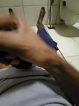 16Hose online show from 04-12-26, 02:31