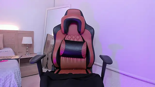 Snapshot of whisper_nova chatting on 02-07-26, 05:04 whisper nova online show from 02-07-26, 05:04