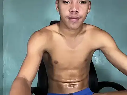 slimraz02 online show from 07-10-26, 03:39