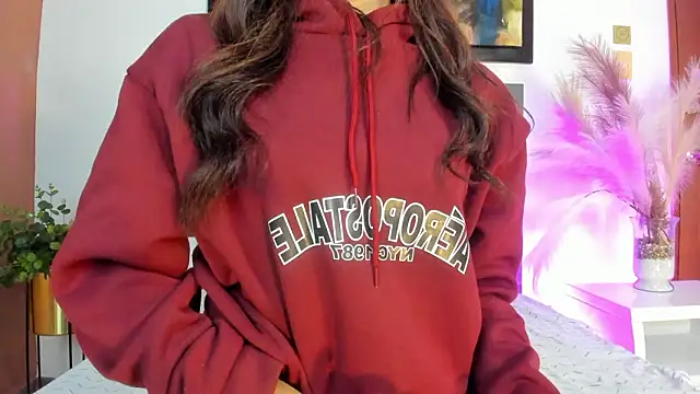 Snapshot of KeimyWilde chatting on 02-02-26, 06:07 KeimyWilde online show from 02-02-26, 06:07