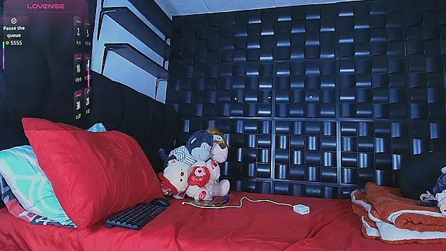 Kesha rosse  online show from 02-13-26, 05:51