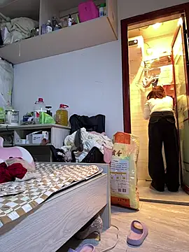 Zuzu-6 online show from 02-17-26, 05:49