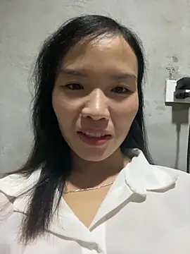 Yunzang online show from 11-18-25, 01:10