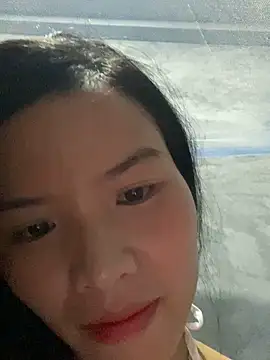 Yunzang online show from 10-31-25, 01:02