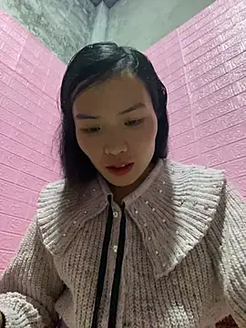 Snapshot of Yunzang chatting on 02-16-26, 02:21 Yunzang online show from 02-16-26, 02:21