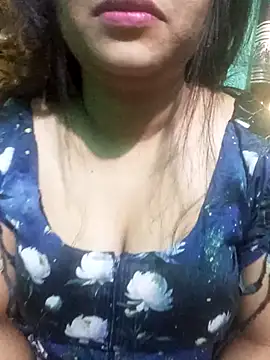 Chadni19 online show from 12-18-25, 02:27