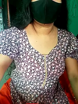 Snapshot of Chadni19 chatting on 11-04-25, 08:29 Chadni19 online show from 11-04-25, 08:29